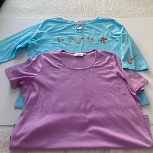 Quacker Factory Set‎ of 2 Shirts